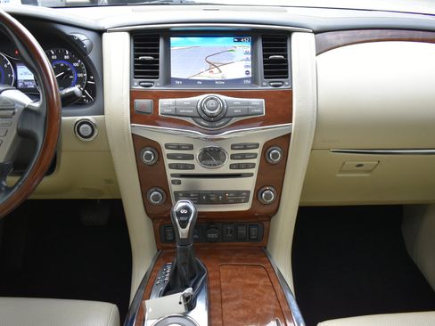 Used 2018 INFINITI QX80 2WD w/ Driver Assistance Package image 19