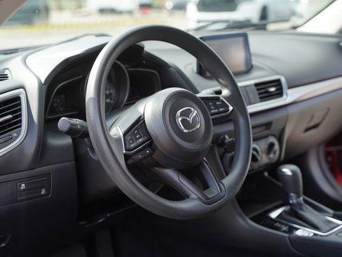 Used 2017 MAZDA MAZDA3 Sport FWD image 26