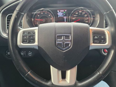 Used 2013 Dodge Charger R/T image 26