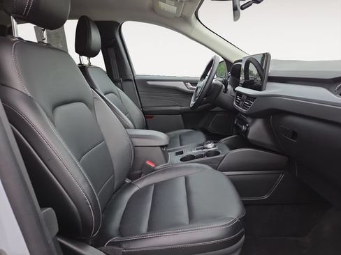 Used 2025 Ford Escape Platinum AWD/4WD image 15