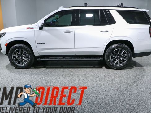 Used 2023 Chevrolet Tahoe Z71 w/ Luxury Package AWD/4WD image 10