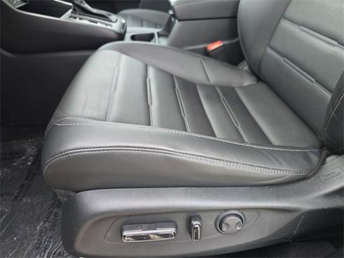 Used 2023 Honda CR-V EX-L image 32