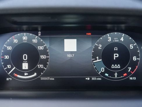 New 2026 Land Rover Discovery Sport Landmark AWD/4WD image 22