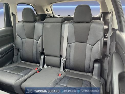 Used 2019 Subaru Ascent Premium AWD/4WD image 16