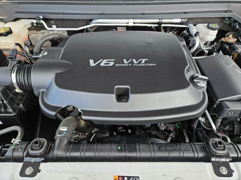 Used 2020 Chevrolet Colorado Z71 AWD/4WD image 33