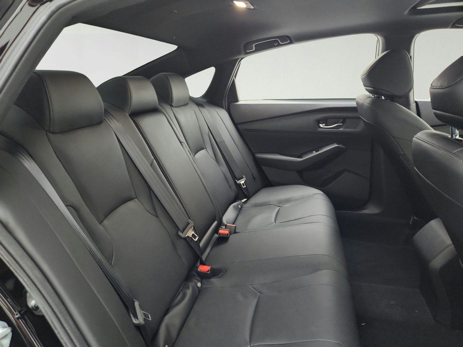 Used 2024 Honda Accord Sport image 31