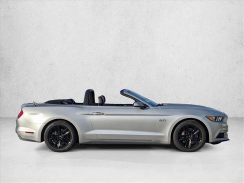 Used 2015 Ford Mustang GT Premium image 4