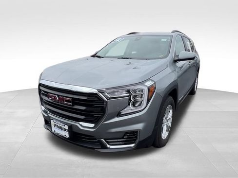 Certified 2023 GMC Terrain SLE w/ Driver Convenience Package AWD/4WD image 2