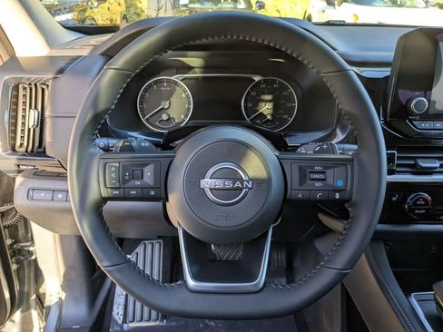 New 2025 Nissan Pathfinder SV w/ Cargo Package FWD image 15