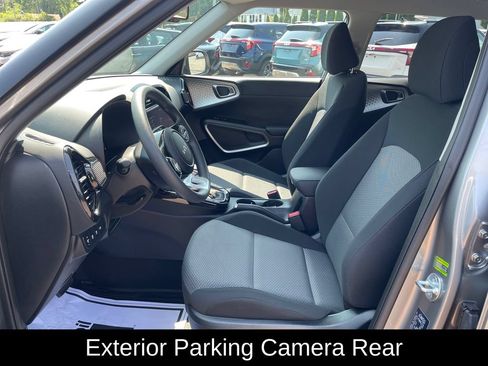 Used 2025 Kia Soul S FWD image 21