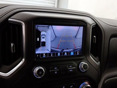 Used 2020 GMC Sierra 1500 AT4 w/ AT4 Premium Package image 4