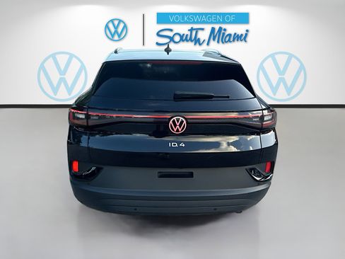 Used 2024 Volkswagen ID.4 S RWD image 6