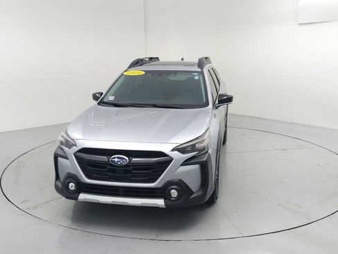 Certified 2024 Subaru Outback Limited AWD/4WD image 3