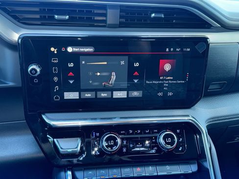 New 2026 GMC Sierra 1500 Denali w/ Denali Reserve Package AWD/4WD image 21