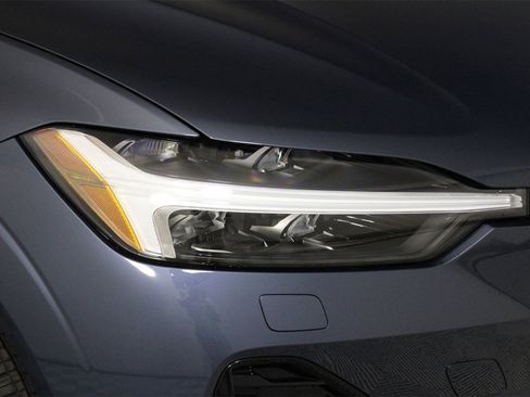 New 2026 Volvo XC60 B5 Plus w/ Protection Package Premier image 14