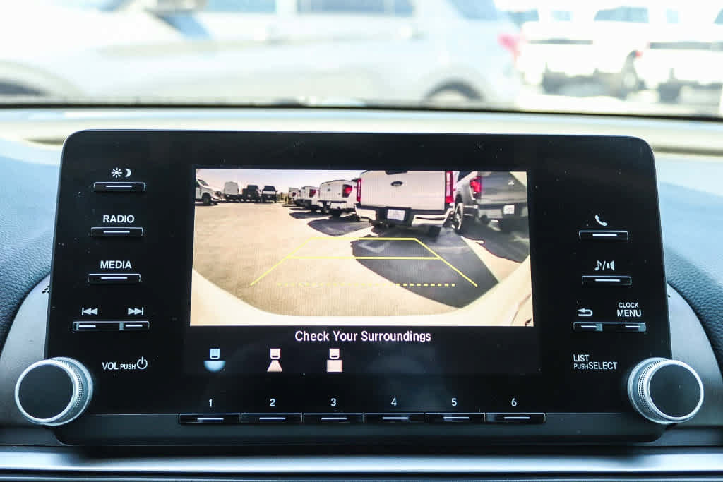 Used 2018 Honda Accord LX image 25