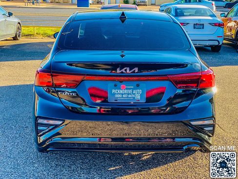 Used 2023 Kia Forte LXS image 7