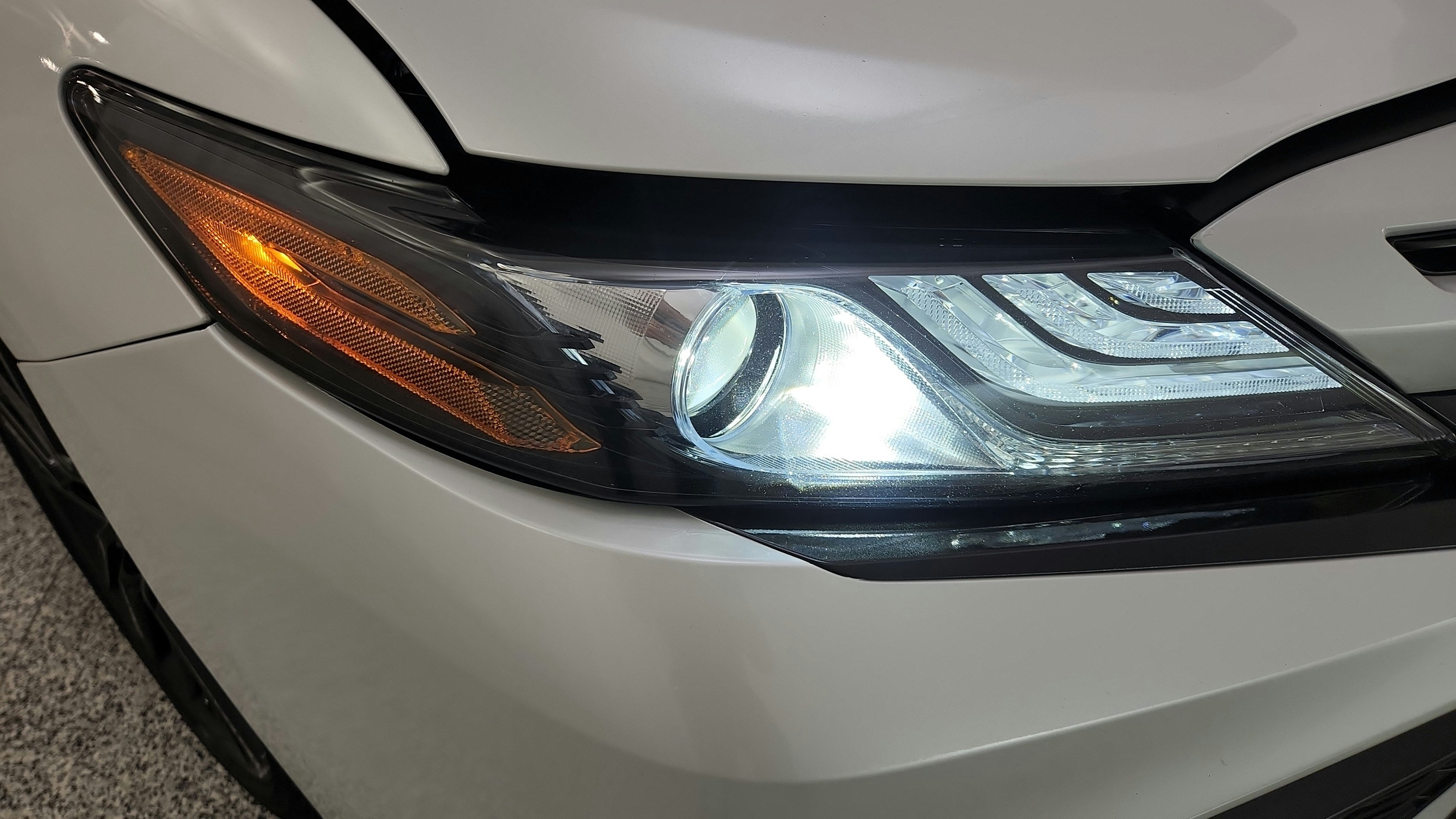 Used 2023 Toyota Camry XSE w/ Cold Weather Package FWD image 35