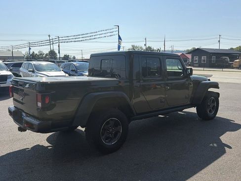 Used 2022 Jeep Gladiator Rubicon w/ Trailer Tow Package AWD/4WD image 4