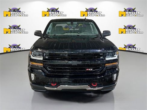 Used 2017 Chevrolet Silverado 1500 LT image 2