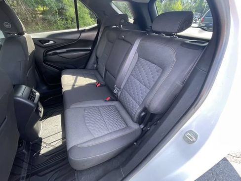 Used 2020 Chevrolet Equinox LT w/ Driver Convenience Package FWD image 24