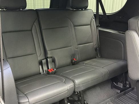 Used 2026 GMC Yukon XL Denali w/ Sun & Power Step Package AWD/4WD image 39