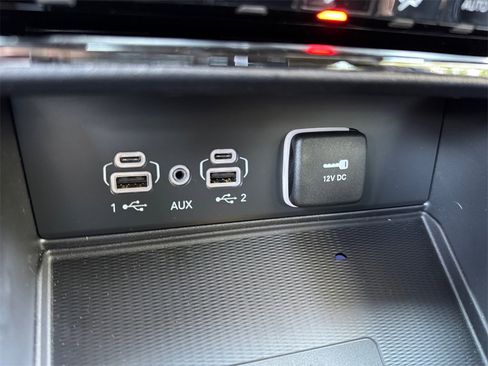 New 2025 Jeep Grand Cherokee L Laredo w/ Luxury Tech Group I image 37