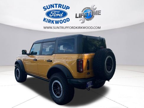Used 2022 Ford Bronco Badlands AWD/4WD image 6