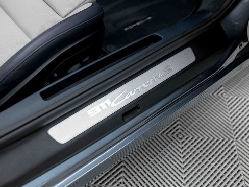 Used 2025 Porsche 911 Carrera S RWD image 49