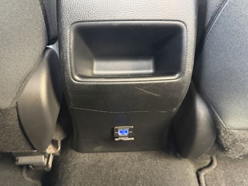 Used 2021 Toyota Corolla SE FWD image 24