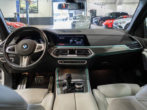 Used 2023 BMW X5 xDrive40i w/ M Sport Package image 34