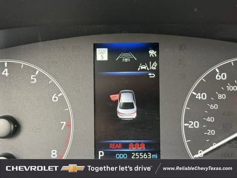 Used 2025 Toyota Corolla LE FWD image 17