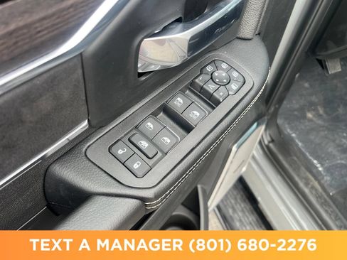 New 2026 RAM 2500 Laramie AWD/4WD image 11