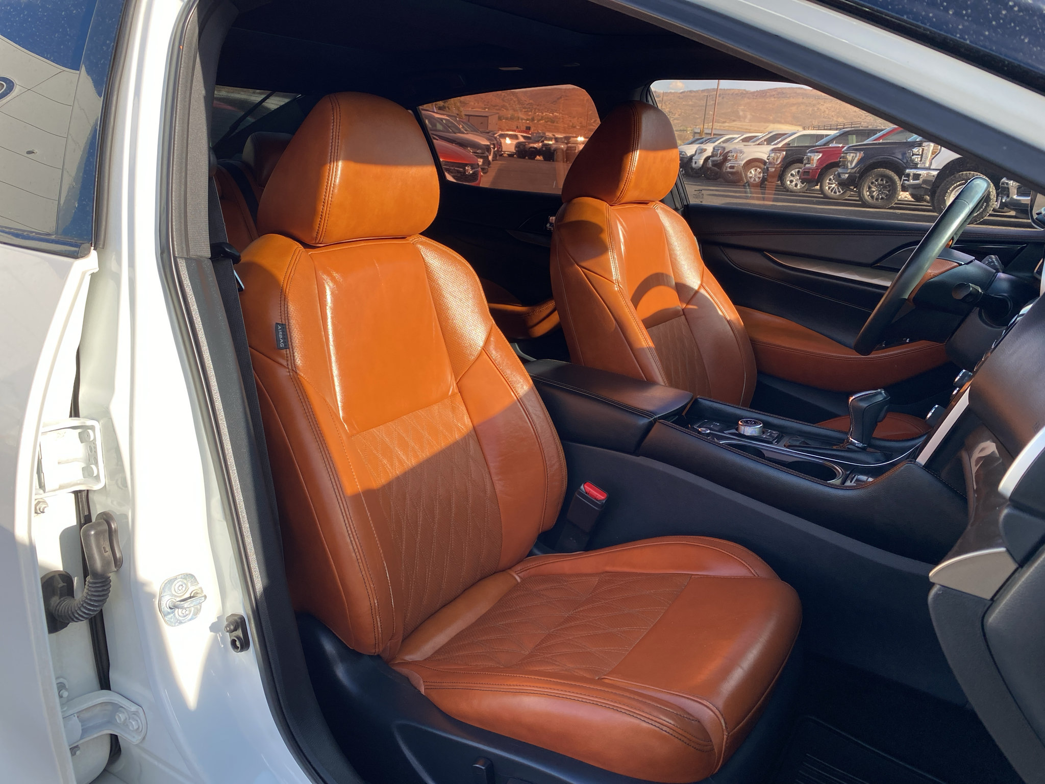 Used 2019 Nissan Maxima Platinum w/ Reserve Package FWD image 4