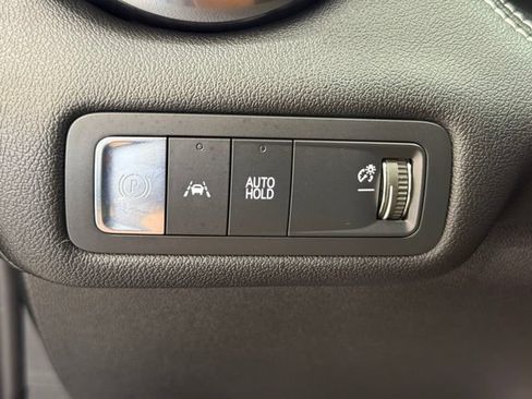 Used 2024 Chevrolet Blazer EV LT AWD/4WD image 31