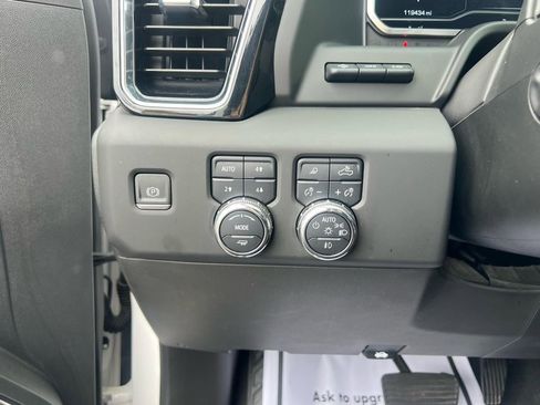 Used 2023 GMC Sierra 1500 Denali Ultimate image 13