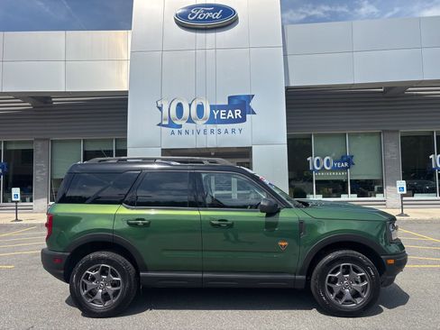 Used 2024 Ford Bronco Sport Badlands w/ Premium Package AWD/4WD image 2