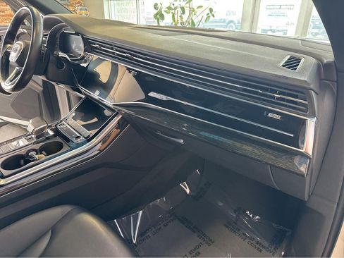 Used 2021 Audi Q7 3.0T Premium w/ Convenience Package AWD/4WD image 30