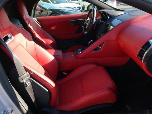 Used 2020 Jaguar F-TYPE R image 19
