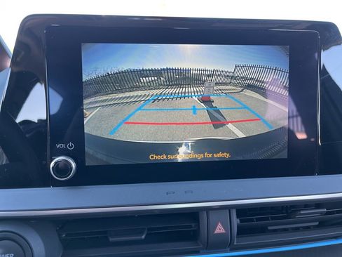 Used 2024 Toyota Prius XLE image 24