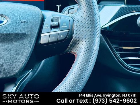 Used 2023 Ford Escape ST-Line image 14