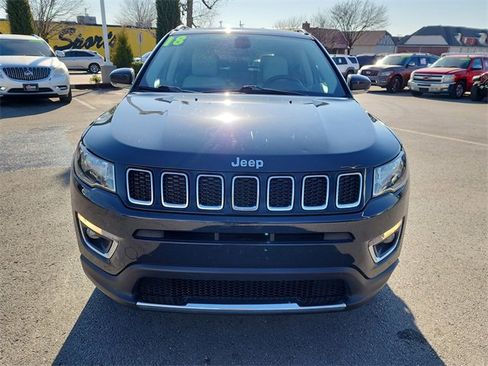 Used 2018 Jeep Compass Limited w/ Navigation Group image 9