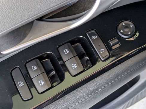 Certified 2024 Hyundai Tucson Limited image 15