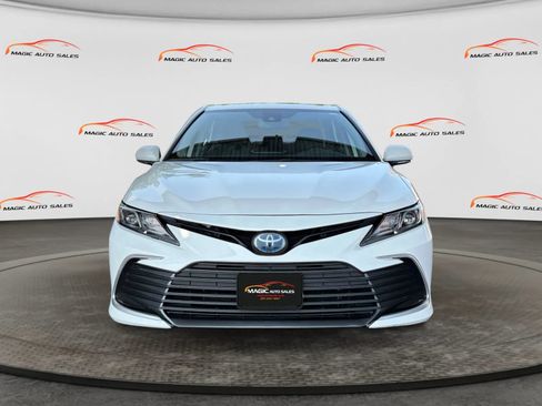 Used 2021 Toyota Camry LE w/ Cold Weather Package FWD image 3