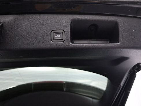 Used 2026 Chevrolet Equinox EV LT FWD image 42