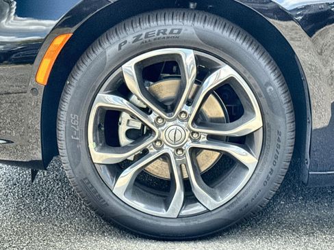 New 2026 Chrysler Pacifica Pinnacle image 12