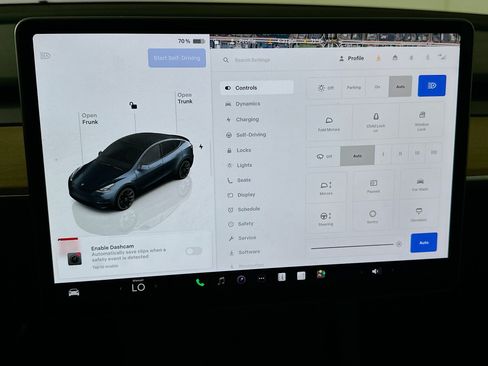 Used 2024 Tesla Model Y Long Range AWD/4WD image 32