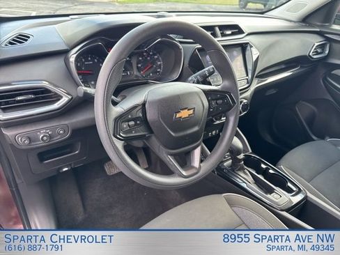 Used 2023 Chevrolet TrailBlazer LT w/ Convenience Package image 15