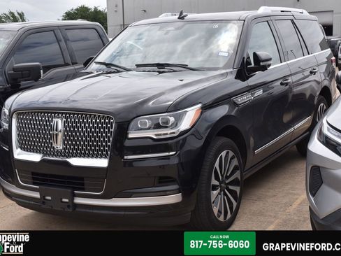 Certified 2023 Lincoln Navigator Reserve AWD/4WD image 1