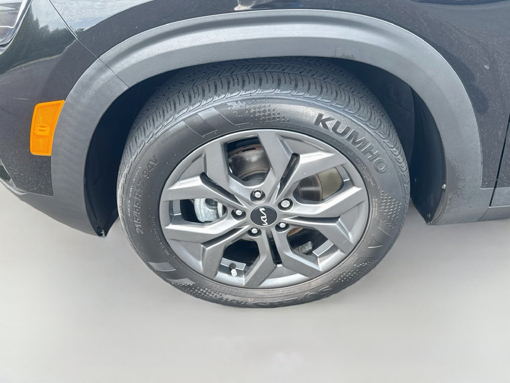 Used 2024 Kia Seltos S FWD image 38